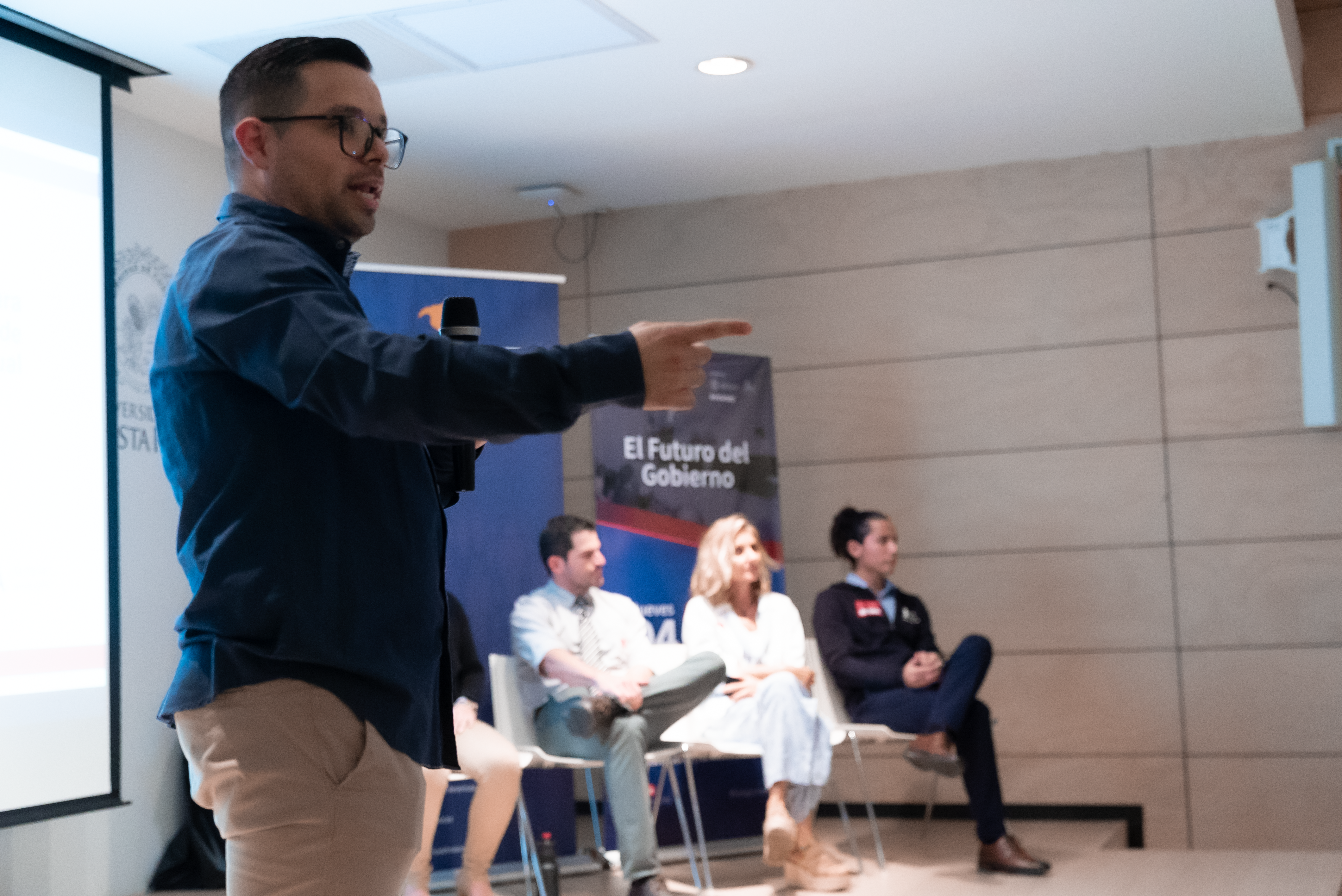 Implementación del proyecto “Innovación y Tecnologías Cívicas para una Mayor Transparencia en los Servicios Gubernamentales”